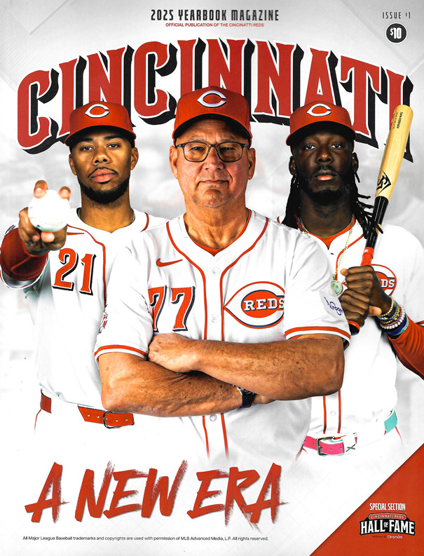 CINCINNATI REDS YEARBOOK
